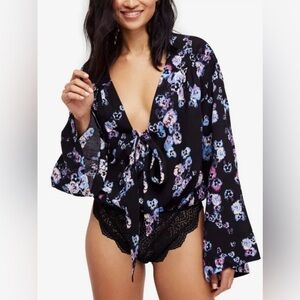 Free People Forties Feel Floral Bodysuit Bell Sleeves Sz Small
